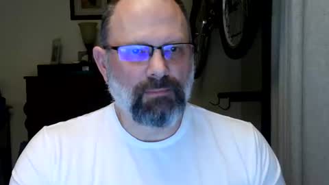 Just hanging out - No pressure online show from April 2026 03:09:02 AM