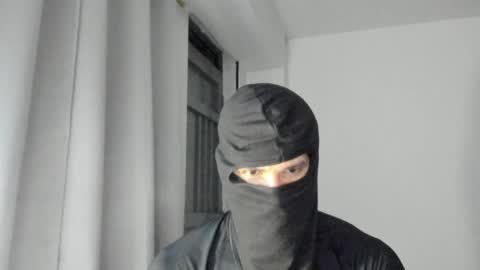mysterious_muscles online show from April 2026 12:12:01 AM