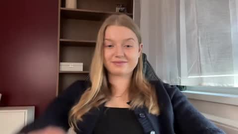 Erica online show from May 2026 10:12:02 AM