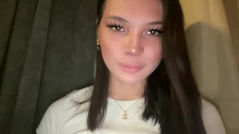 Snapshot of mysteryman_xxx chatting on January 2026 02:15:01 AM UR GIRL NEXTDOOR online show from January 2026 02:15:01 AM