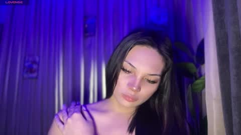 Snapshot of mysteryman_xxx chatting on February 2026 01:25:02 AM UR GIRL NEXTDOOR online show from February 2026 01:25:02 AM