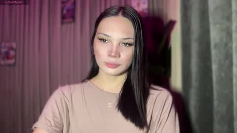 Snapshot of mysteryman_xxx chatting on March 2026 03:01:02 AM UR GIRL NEXTDOOR online show from March 2026 03:01:02 AM