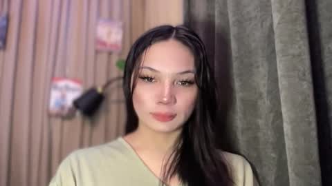 Snapshot of mysteryman_xxx chatting on March 2026 01:53:02 AM UR GIRL NEXTDOOR online show from March 2026 01:53:02 AM