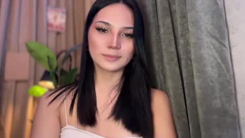 Snapshot of mysteryman_xxx chatting on April 2026 09:13:01 AM UR GIRL NEXTDOOR online show from April 2026 09:13:01 AM