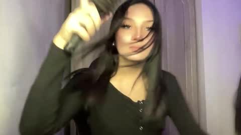 UR GIRL NEXTDOOR online show from May 2026 10:10:02 AM
