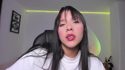 Elena online show from September 2025 06:20:01 PM