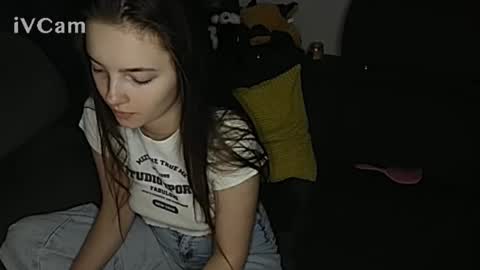 Snapshot of mysticrose_ chatting on February 2026 09:51:02 PM Leya online show from February 2026 09:51:02 PM