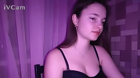 Snapshot of mysticrose_ chatting on February 2026 08:15:01 PM Leya online show from February 2026 08:15:01 PM