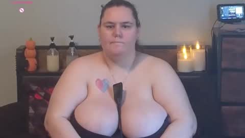 Mzjuicybootay online show from October 2025 08:29:02 PM