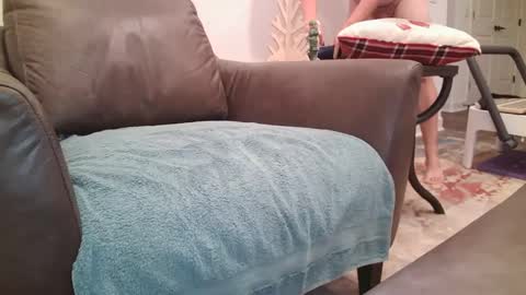 Lynn online show from December 2024 01:16:02 AM