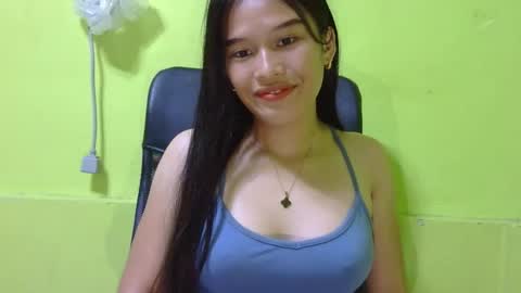 Snapshot of n3ssa chatting on November 2025 10:47:02 AM nessa online show from November 2025 10:47:02 AM