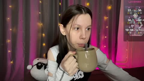 Vanessa and Julia  online show from January 2025 06:43:01 PM