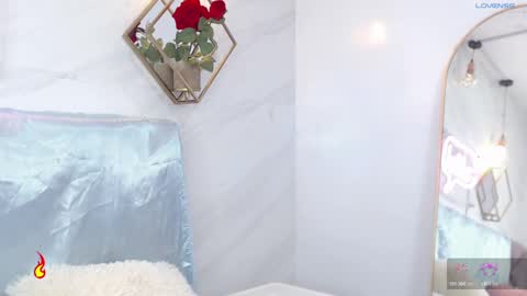 naamah_b online show from March 2025 01:57:02 PM