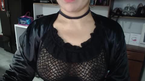 Snapshot of nadia_abaud chatting on February 2025 12:49:01 AM Nadia online show from February 2025 12:49:01 AM