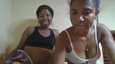 Snapshot of nadiasando chatting on November 2025 08:08:01 PM nadiasando online show from November 2025 08:08:01 PM