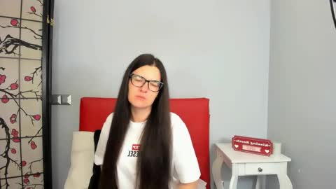 nadiatrue online show from June 2026 06:18:01 AM