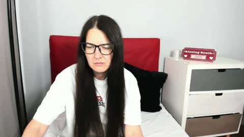 nadiatrue online show from July 2026 05:06:01 PM