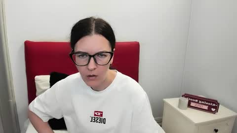 nadiatrue online show from July 2026 02:52:01 PM