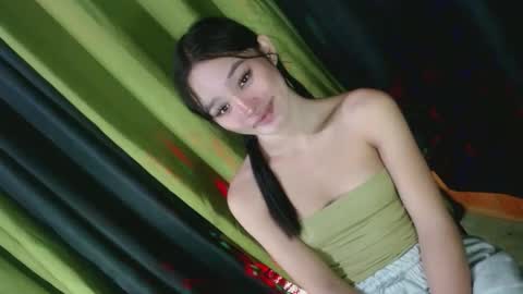 Snapshot of nadiestar chatting on February 2025 10:00:01 PM nadiestar online show from February 2025 10:00:01 PM