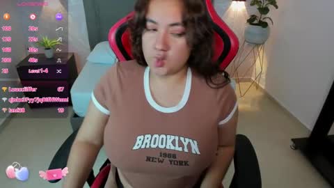 Nadine online show from January 2025 11:07:01 PM