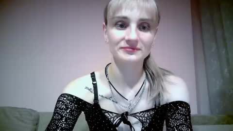 Snapshot of nadjia_sexy chatting on December 2025 09:57:01 PM Nadjia online show from December 2025 09:57:01 PM