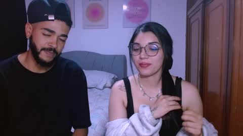 naduu__xx online show from December 2024 03:25:01 AM