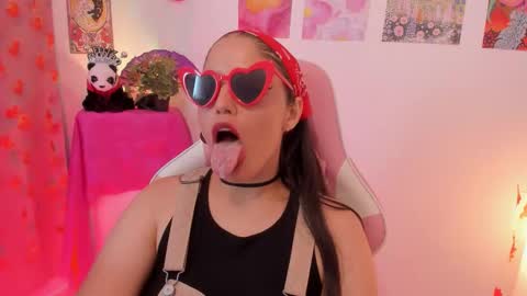 Snapshot of naharasoler chatting on November 2025 09:36:02 PM Nahara Soler online show from November 2025 09:36:02 PM