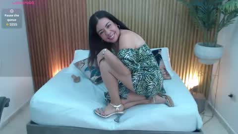 N A H I A online show from January 2025 11:54:02 AM