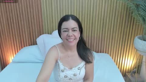 N A H I A online show from February 2025 02:59:01 PM