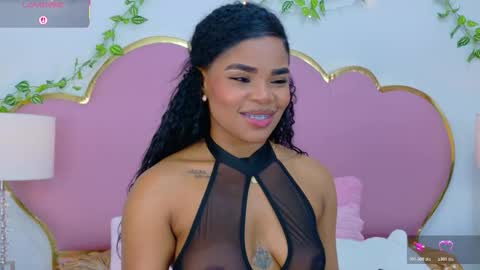 NahiaraReina  online show from November 2025 02:16:01 PM