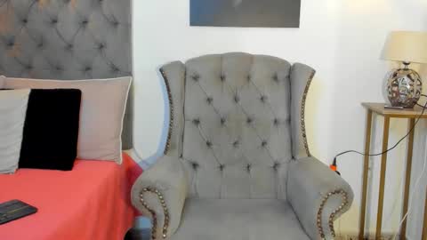 nahirobyy ebonyy online show from November 2025 03:01:01 PM