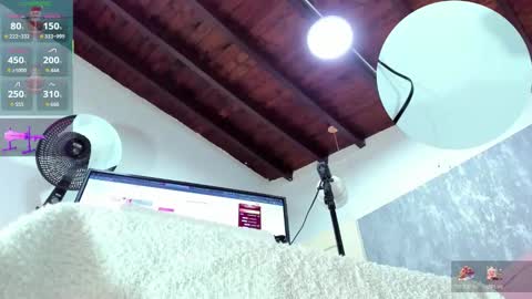   online show from December 2025 03:52:01 PM