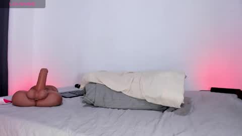 Nohemi Acosta  online show from January 2026 07:11:01 PM