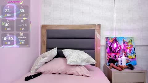 Snapshot of nahomirosse chatting on September 2025 02:11:02 AM SHELBY online show from September 2025 02:11:02 AM