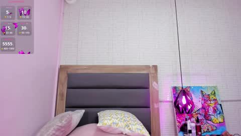 Snapshot of nahomirosse chatting on September 2025 12:10:02 PM SHELBY online show from September 2025 12:10:02 PM