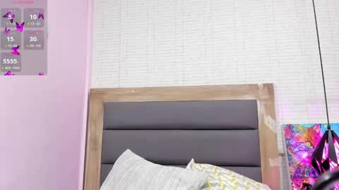 Snapshot of nahomirosse chatting on September 2025 12:10:01 PM SHELBY online show from September 2025 12:10:01 PM