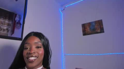 Nahomy  online show from March 2026 07:54:01 PM