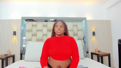 Snapshot of nahomye_taylor chatting on November 2025 03:17:01 AM Nahomye online show from November 2025 03:17:01 AM