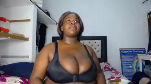 Snapshot of nahybig_boobs chatting on July 2026 02:20:02 AM Karatbby online show from July 2026 02:20:02 AM