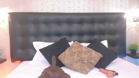 naiaramasson_ online show from May 2026 12:12:02 PM