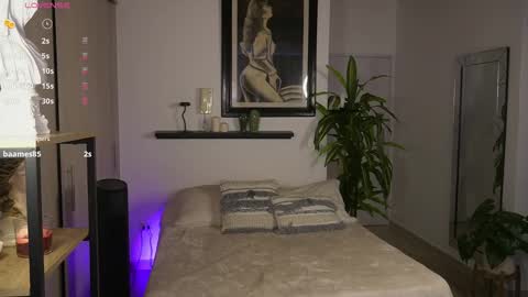 Snapshot of nailuj66 chatting on November 2025 02:24:02 PM Lia online show from November 2025 02:24:02 PM