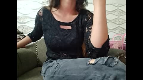 Snapshot of naina00123 chatting on February 2025 10:39:01 AM Naina online show from February 2025 10:39:01 AM