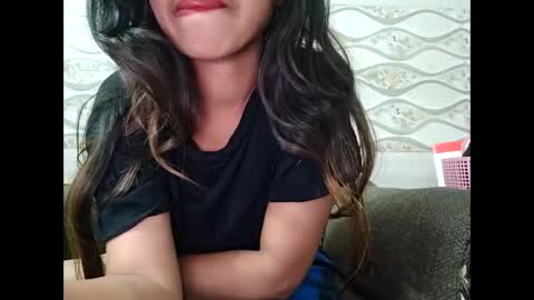 Snapshot of naina00123 chatting on March 2025 06:19:01 PM Naina online show from March 2025 06:19:01 PM