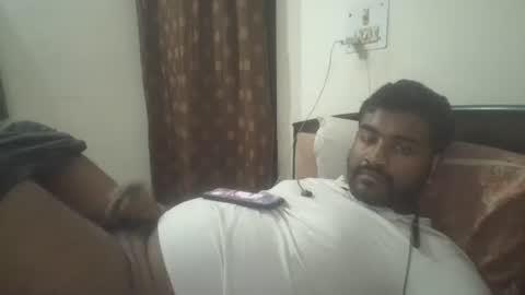 NAIRANANDU28 online show from April 2026 06:38:01 PM