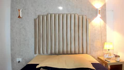 Naisha Rousell online show from November 2025 12:46:01 AM