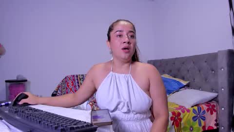Natalia Flores online show from February 2026 02:53:01 AM