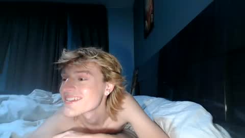 naivetwinkuseme online show from July 2026 04:29:01 AM