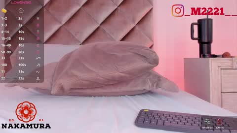 INSTAGRAM  m2221     online show from February 2025 03:52:01 PM