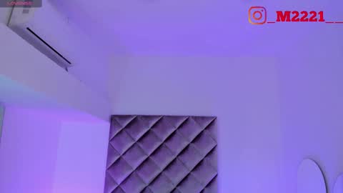 INSTAGRAM  m2221     online show from March 2025 10:37:01 AM