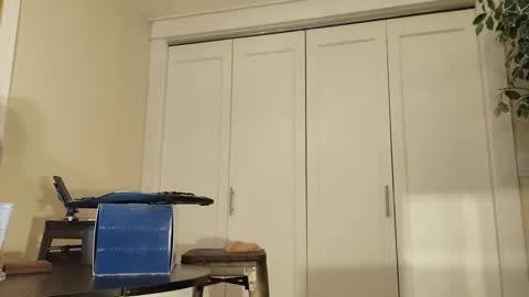 Snapshot of nakeddrewsea chatting on February 2025 01:41:02 PM Drew from Seattle online show from February 2025 01:41:02 PM